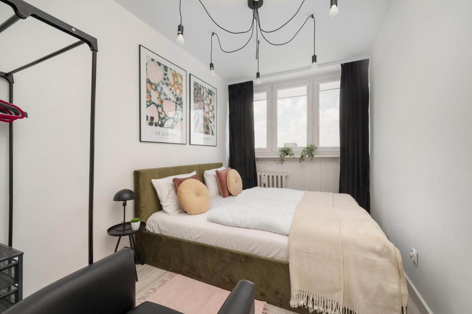 Cozy For 4 People In By Renters Апартаменти *